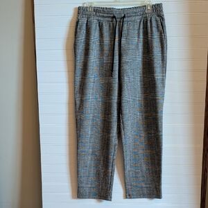 A New Day Women's Cropped Plaid pants, Sz. M